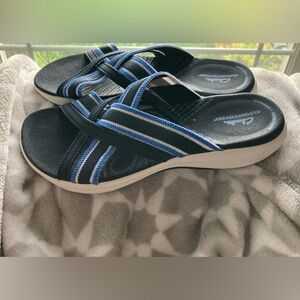 Clark’s sandals in great condition